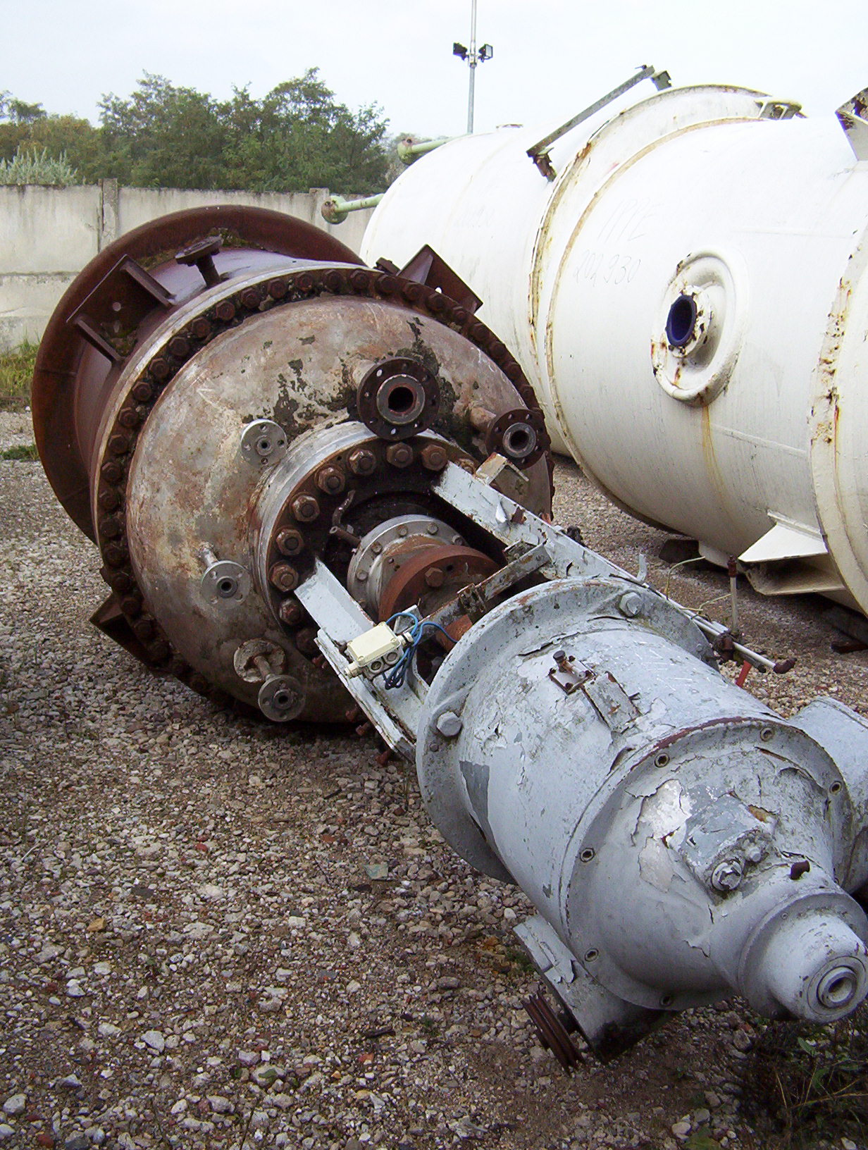  Batch-Type Agitated Reactor 3,500 L (925 gallons) Stainless Steel 321 For Sale - IPP# 100395