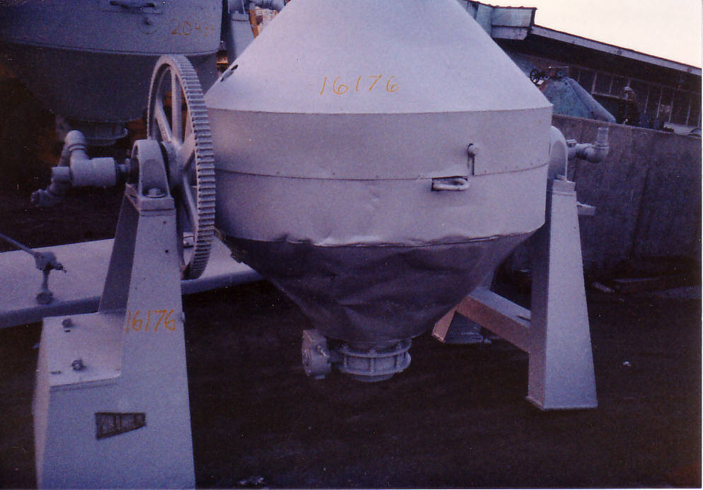  Stainless Steel 304  Dryer-Twin Shell & Double Cone 0.71 m3 (25 ft3) For Sale - IPP# 16176