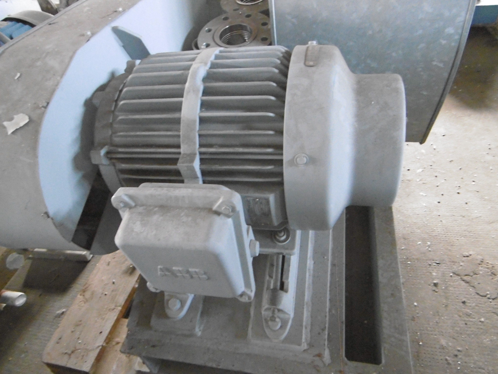  Blower 396 m3/h (233.1 CFM) Titanium For Sale - IPP# 204153