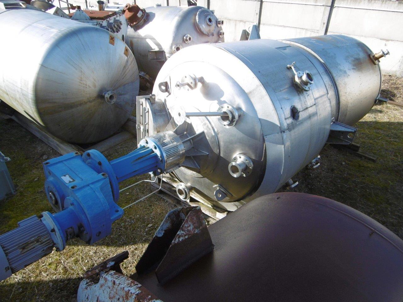  Batch-Type Agitated Reactor 7,400 L (1,950 gallons) Titanium For Sale - IPP# 206208