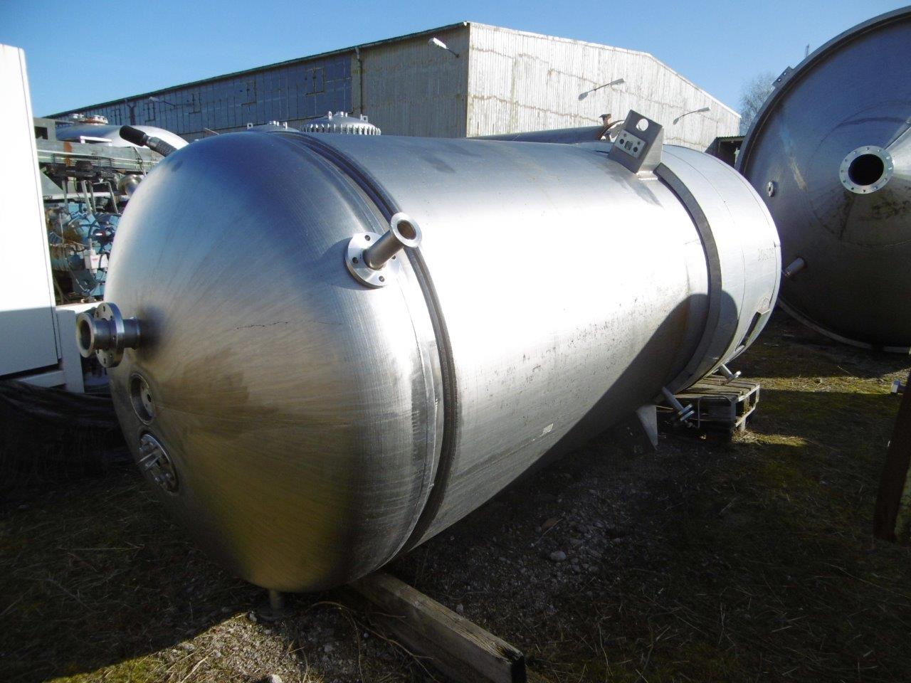  Batch-Type Agitated Reactor 7,400 L (1,950 gallons) Titanium For Sale - IPP# 206208