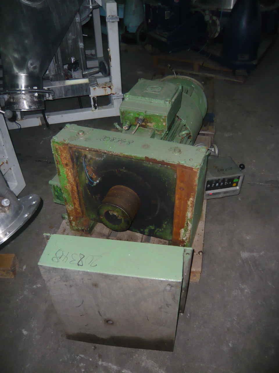  Stainless Steel Austenitic Auto Discharge-Bottom Centrifuge-Basket 1,250 mm (49.2 in) For Sale - IPP# 208348