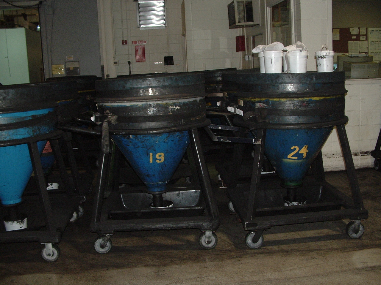  Titanium  Mixer-Charge Can and Pony 14.9 kW (20 HP) For Sale - IPP# 208856