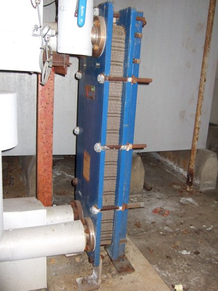  Plate and Frame Heat Exchanger 9.9 m² (107 ft²) Stainless Steel 316 For Sale - IPP# 209868