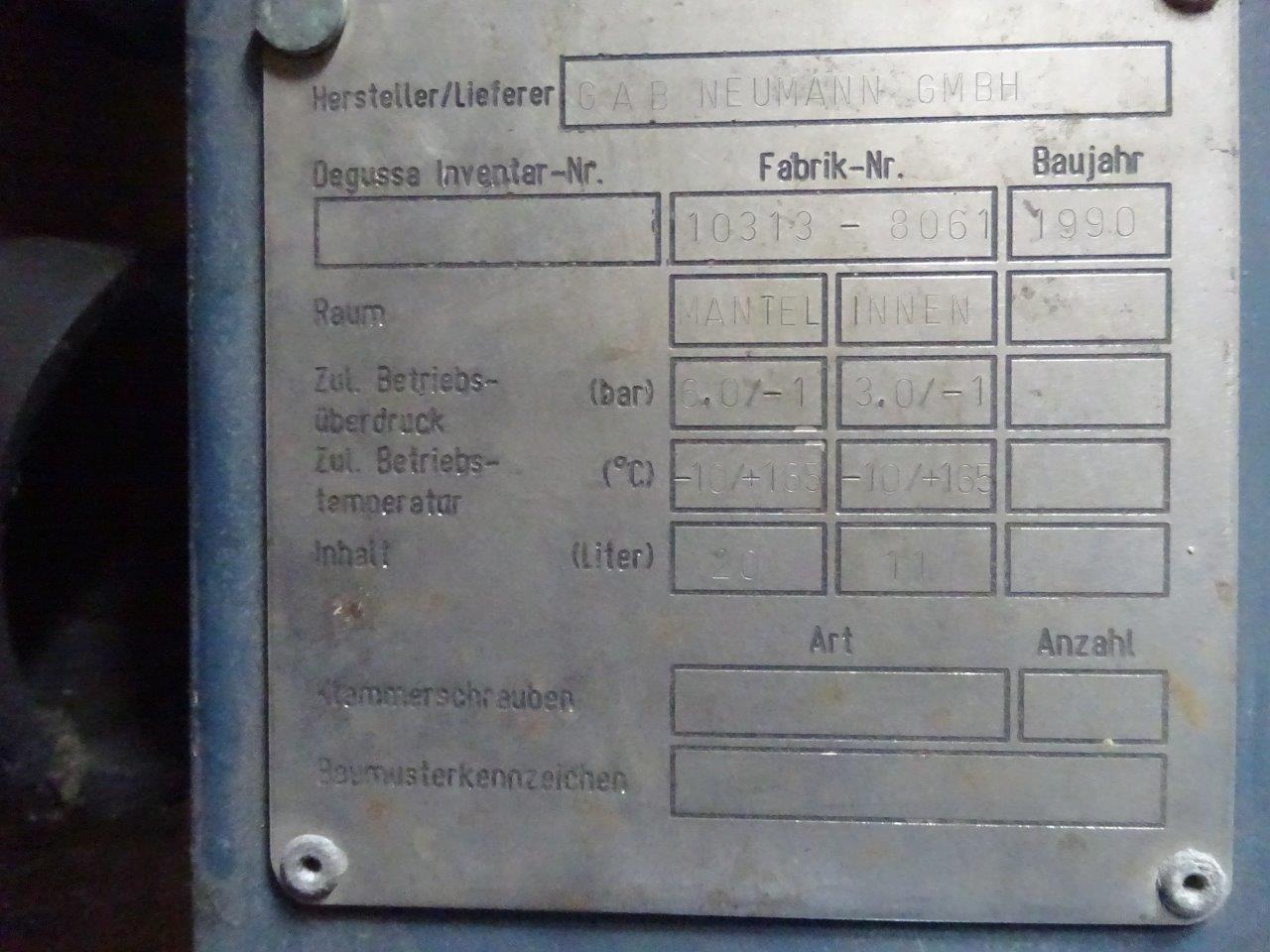  Shell and Tube Heat Exchanger 4 m² (43.1 ft²) Graphite For Sale - IPP# 200836