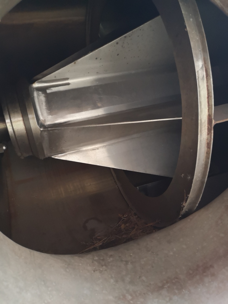  Stainless Steel 316L Wiped/Thin Film Evaporator 242.7 kg/h (535 lb/h) For Sale - IPP# 202611