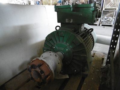 Titanium Klaus Union Bochum NOS T 100-32-2 Centrifugal Pump - IPP# 214061