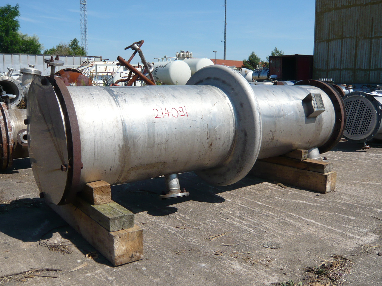  Shell and Tube Heat Exchanger 38 m² (409 ft²) Stainless Steel Austenitic For Sale - IPP# 214091