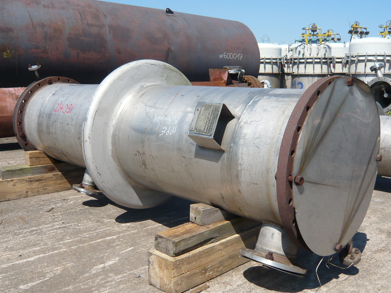  Shell and Tube Heat Exchanger 38 m² (409 ft²) Stainless Steel Austenitic For Sale - IPP# 214091