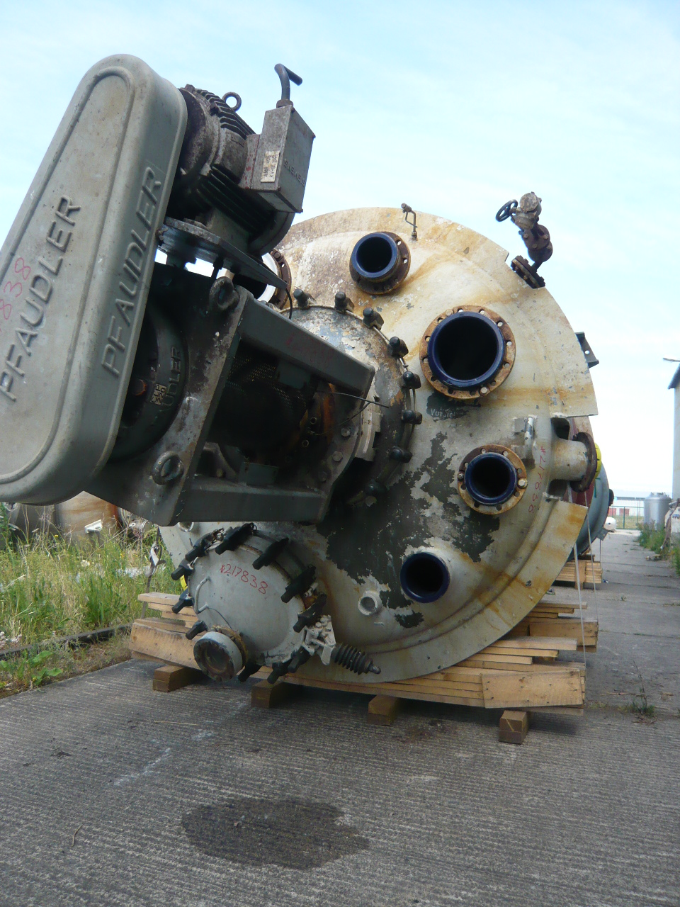 Glasslined Pfaudler CE Batch-Type Agitated Reactor - IPP# 217838