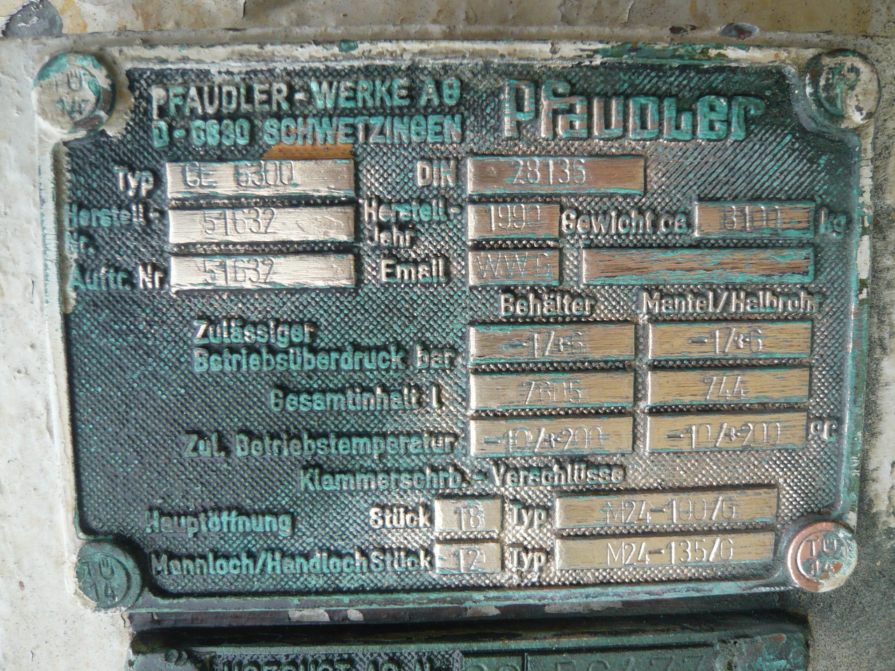 Glasslined Pfaudler CE Batch-Type Agitated Reactor - IPP# 217839