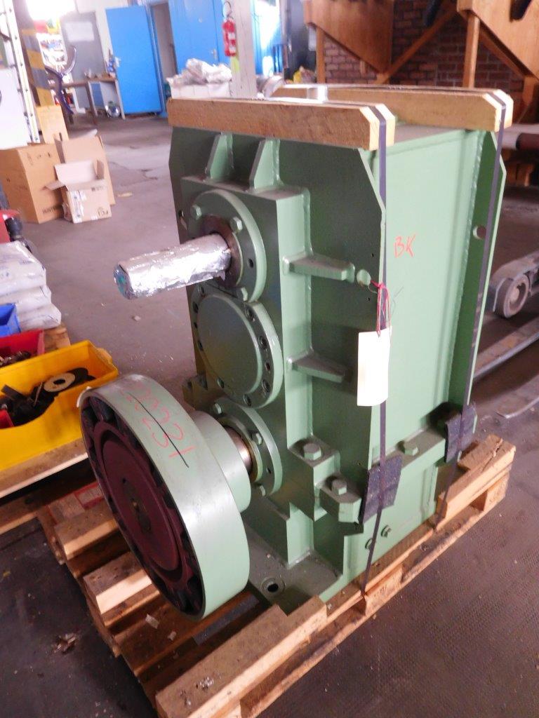 Carbon Steel Jahnel Kestermann Getriebewerke A2S280 Gear Reducer - IPP# 217913