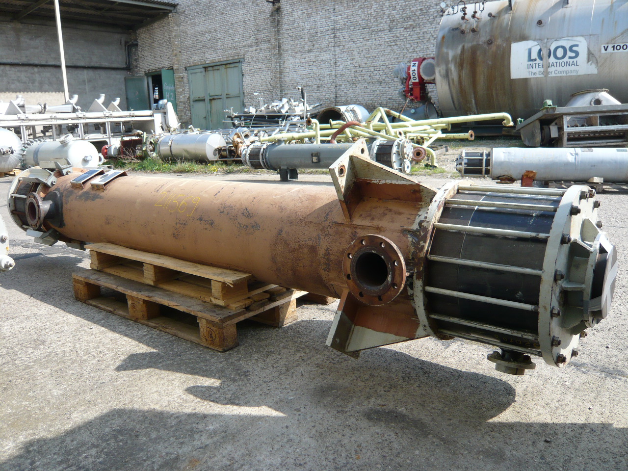  Shell and Tube Heat Exchanger 10 m² (107.6 ft²) Graphite For Sale - IPP# 211569