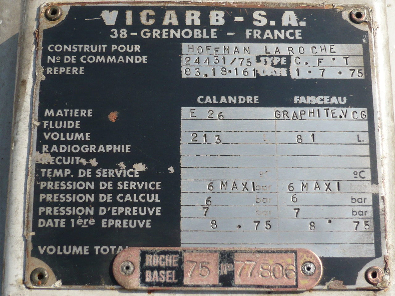  Shell and Tube Heat Exchanger 10 m² (107.6 ft²) Graphite For Sale - IPP# 211570