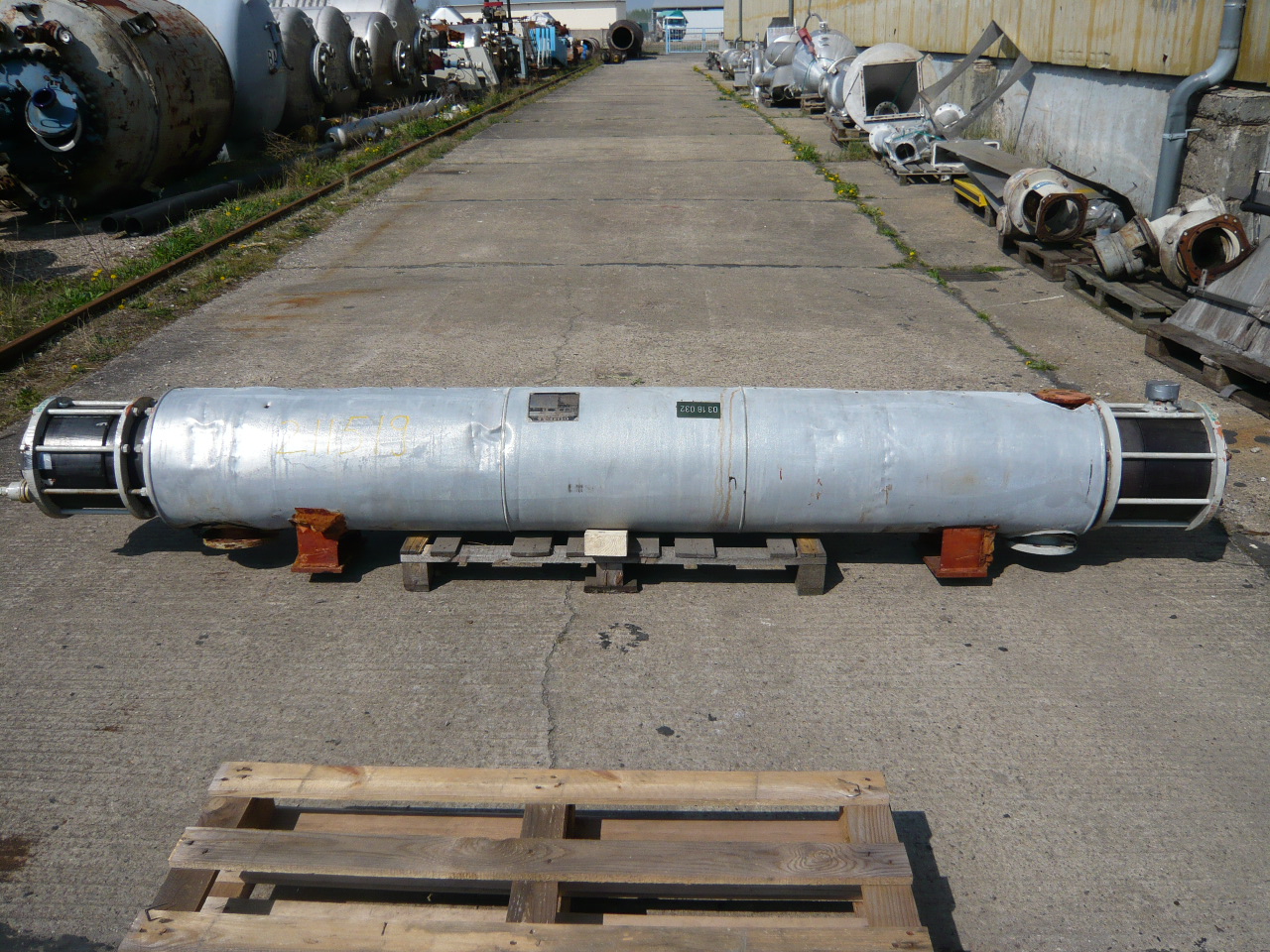  Shell and Tube Heat Exchanger 4 m² (43.1 ft²) Graphite For Sale - IPP# 211519