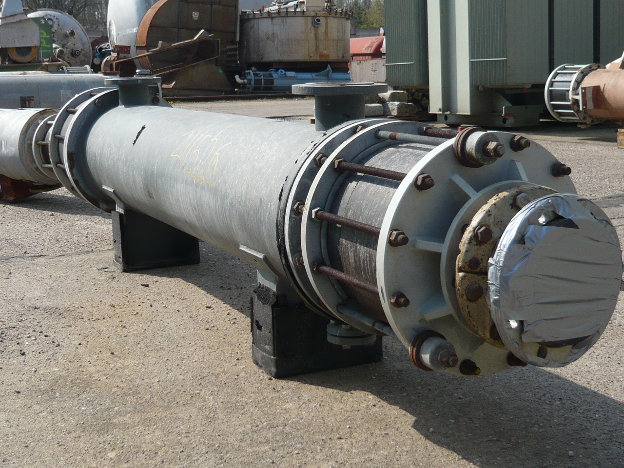  Shell and Tube Heat Exchanger 7 m² (75.3 ft²) Graphite For Sale - IPP# 211526