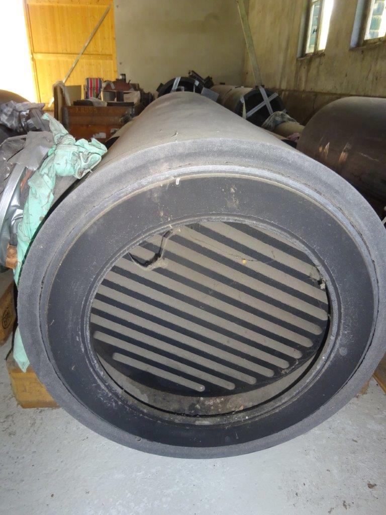  Tray Column 610 mm (24 in) Graphite For Sale - IPP# 211601