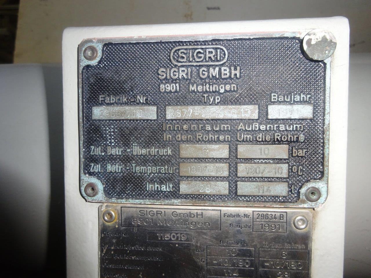  Shell and Tube Heat Exchanger 4.9 m² (52.7 ft²) Graphite For Sale - IPP# 211701