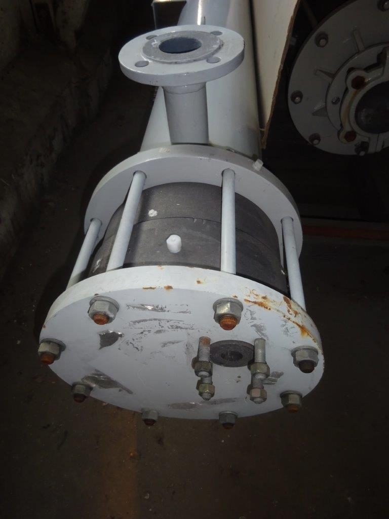  Shell and Tube Heat Exchanger 4.9 m² (52.7 ft²) Graphite For Sale - IPP# 211701