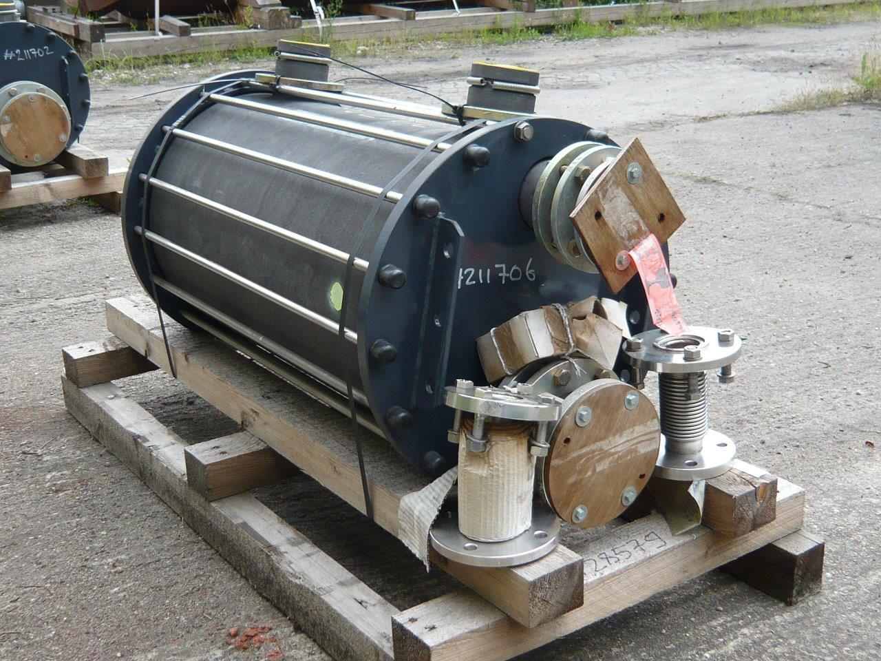  Spiral Heat Exchanger 4.2 m² (45.2 ft²) Graphite For Sale - IPP# 211706