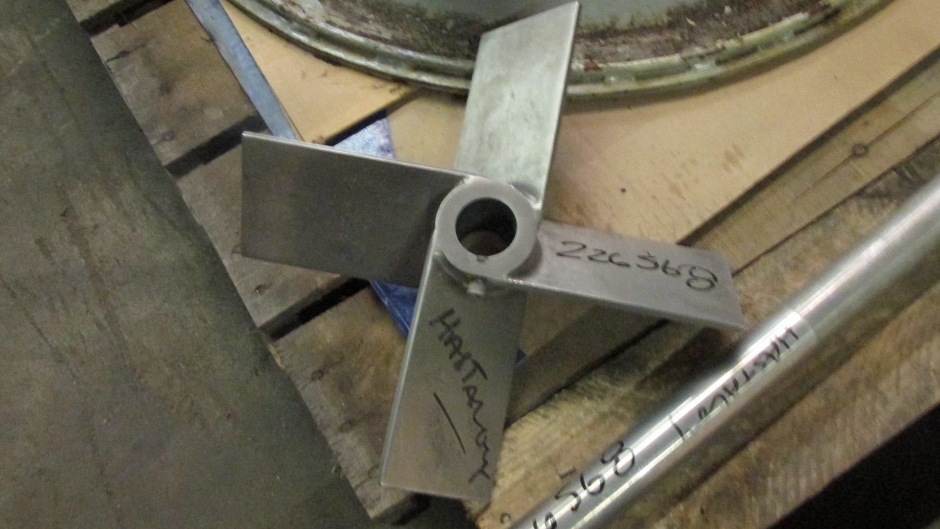 Hastelloy - C276 Shaft/Mixers Agitator - IPP# 226568