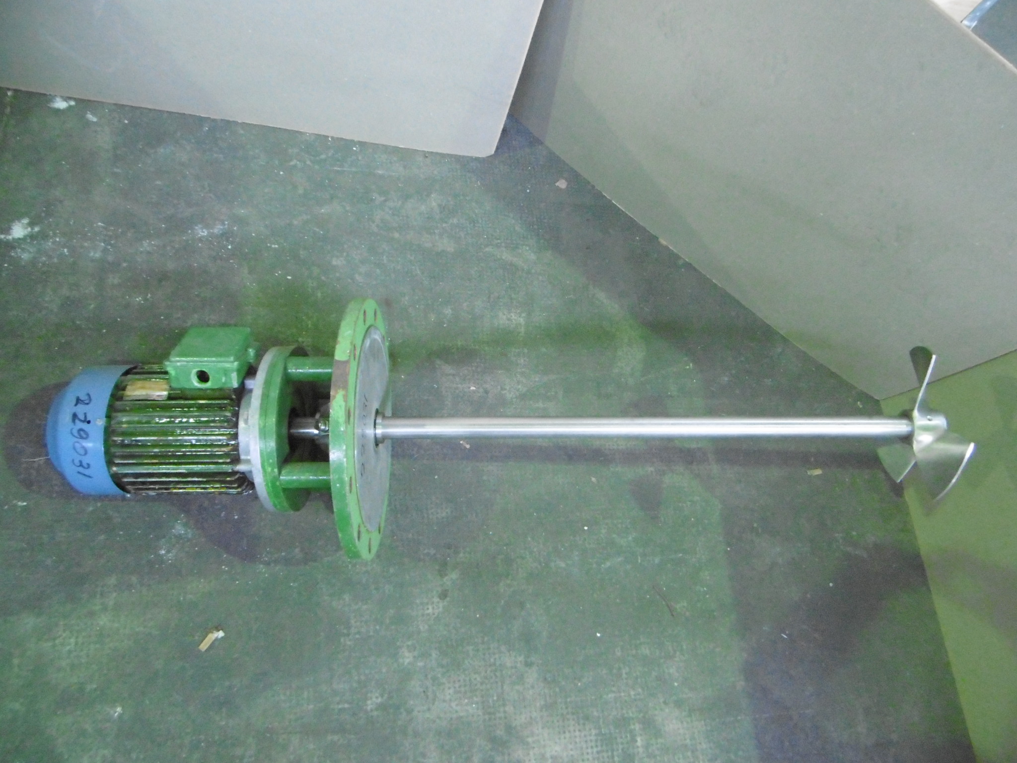  Drive Agitator 1.1 kW (1.48 HP) Stainless Steel Austenitic For Sale - IPP# 229031