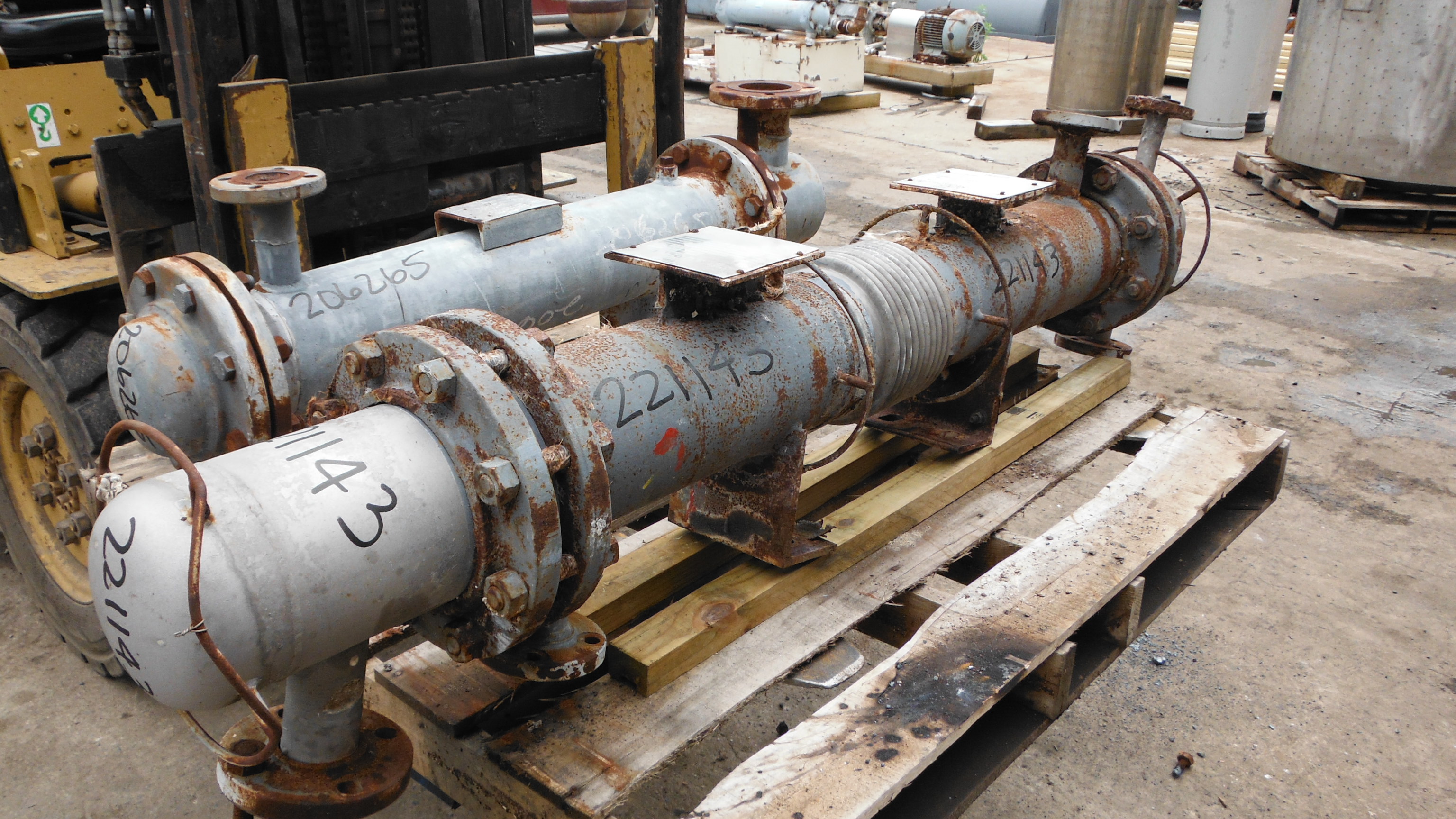  Shell and Tube Heat Exchanger 0.37 m² (4 ft²) Stainless Steel 316 For Sale - IPP# 221143