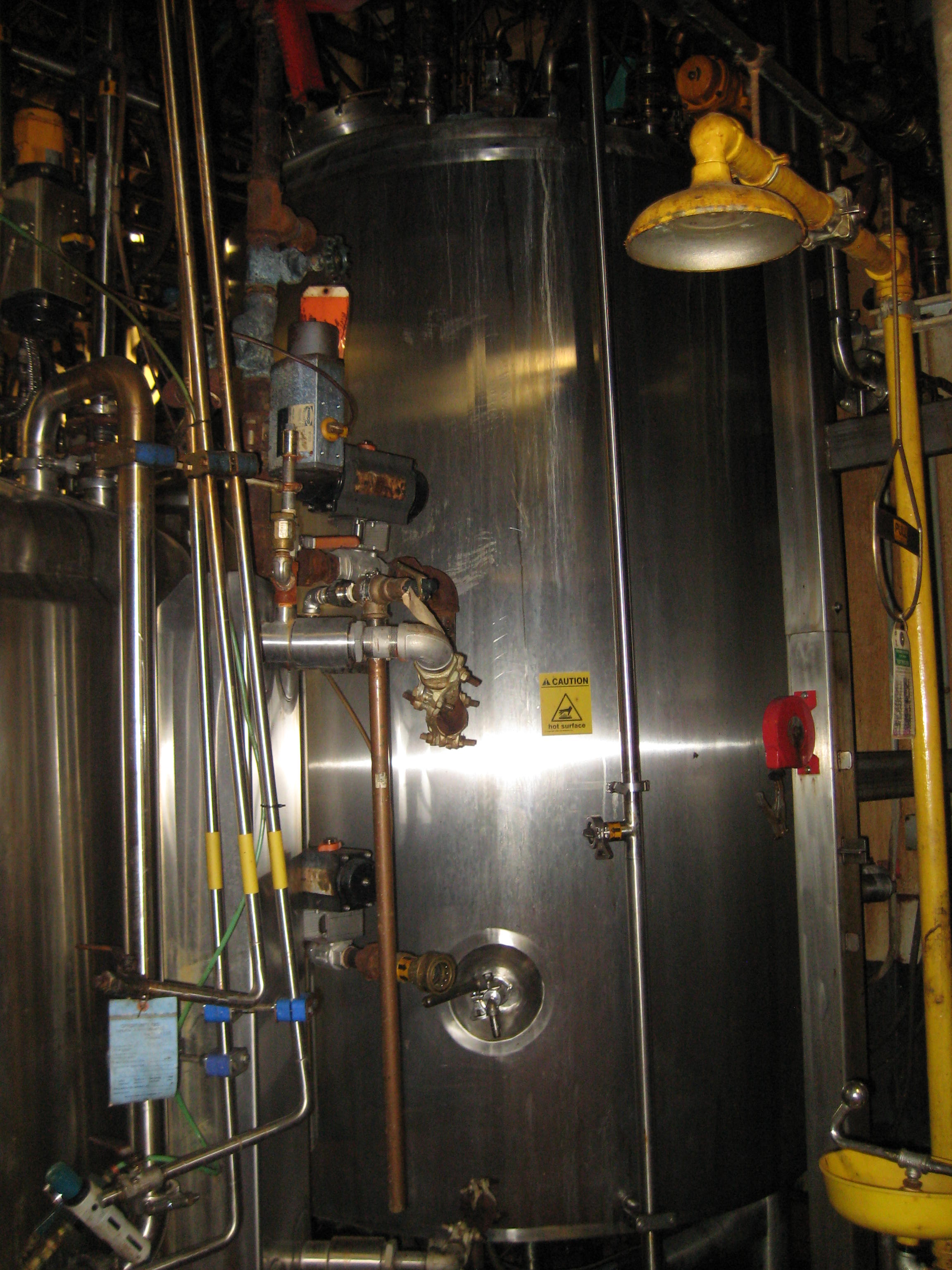  Batch-Type Agitated Reactor 3,000 L (792 gallons) Stainless Steel 316 For Sale - IPP# 223165