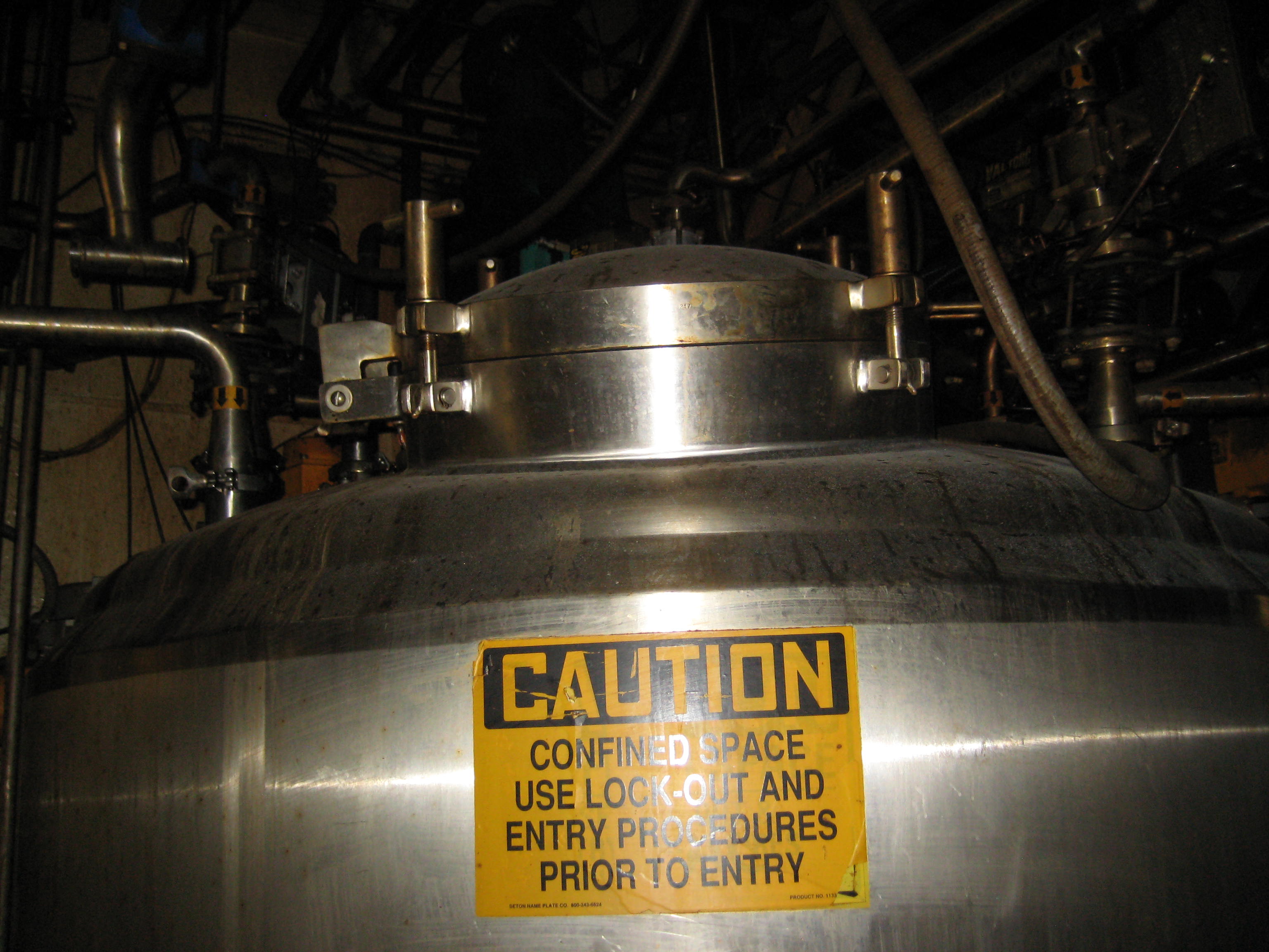  Batch-Type Agitated Reactor 3,000 L (792 gallons) Stainless Steel 316 For Sale - IPP# 223165