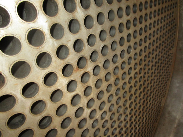 Unused Shell and Tube Heat Exchanger 370.4 m² (4,000 ft²) Stainless Steel 304 For Sale - IPP# 235344
