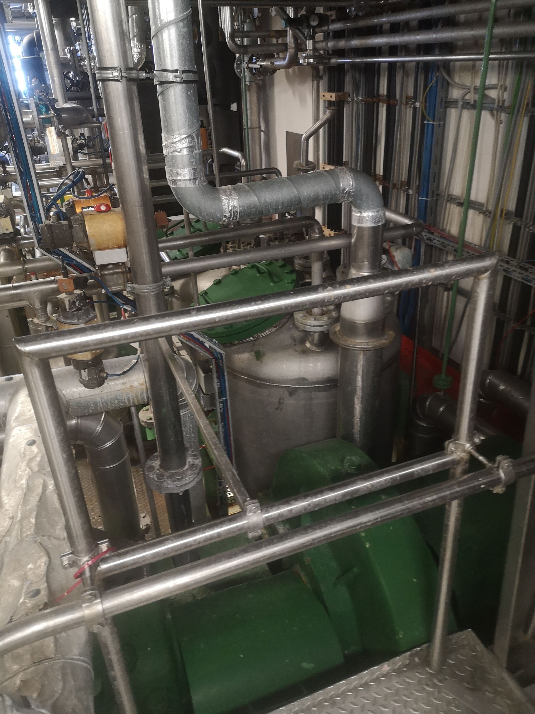  Stainless Steel Austenitic  Dryer-Rotary Vacuum 2.2 m3 (78.4 ft3) For Sale - IPP# 236005