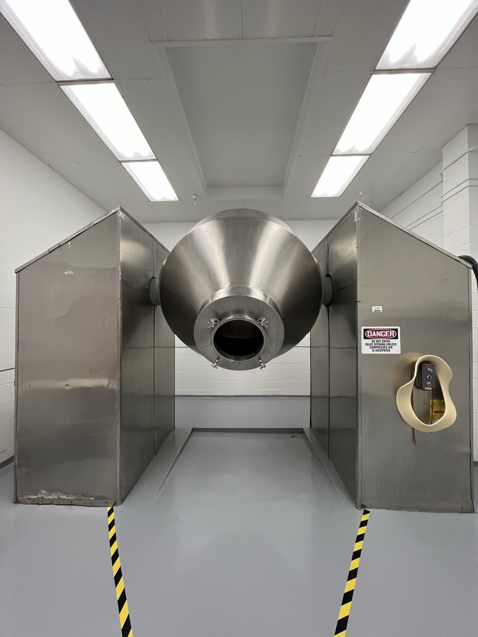 Stainless Steel 304 Mixer-Twin Shell & Double Cone - IPP# 238390