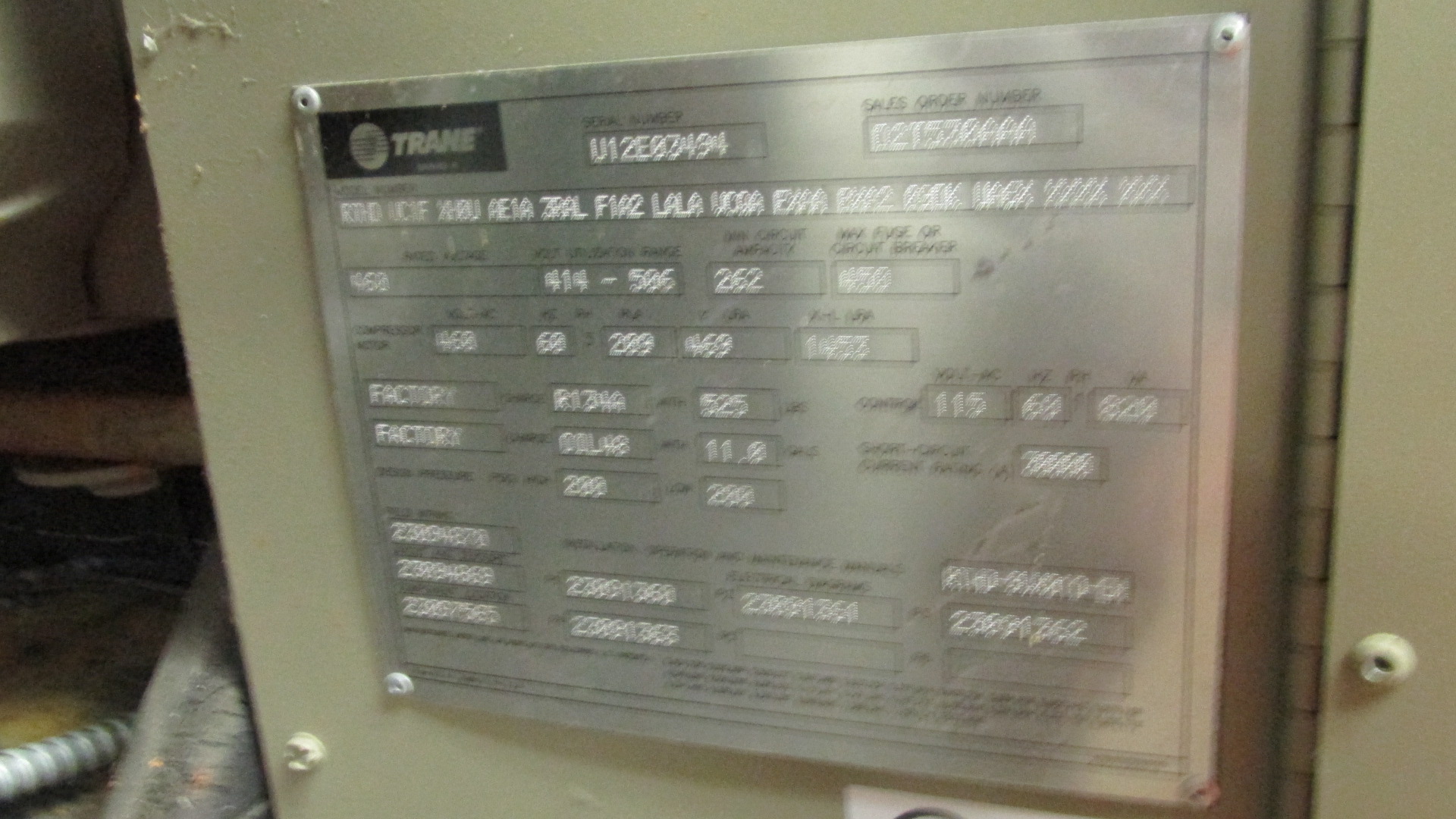  Carbon Steel Compressor Chiller 604,790 kcal/h (200 Ref. Ton) For Sale - IPP# 233260