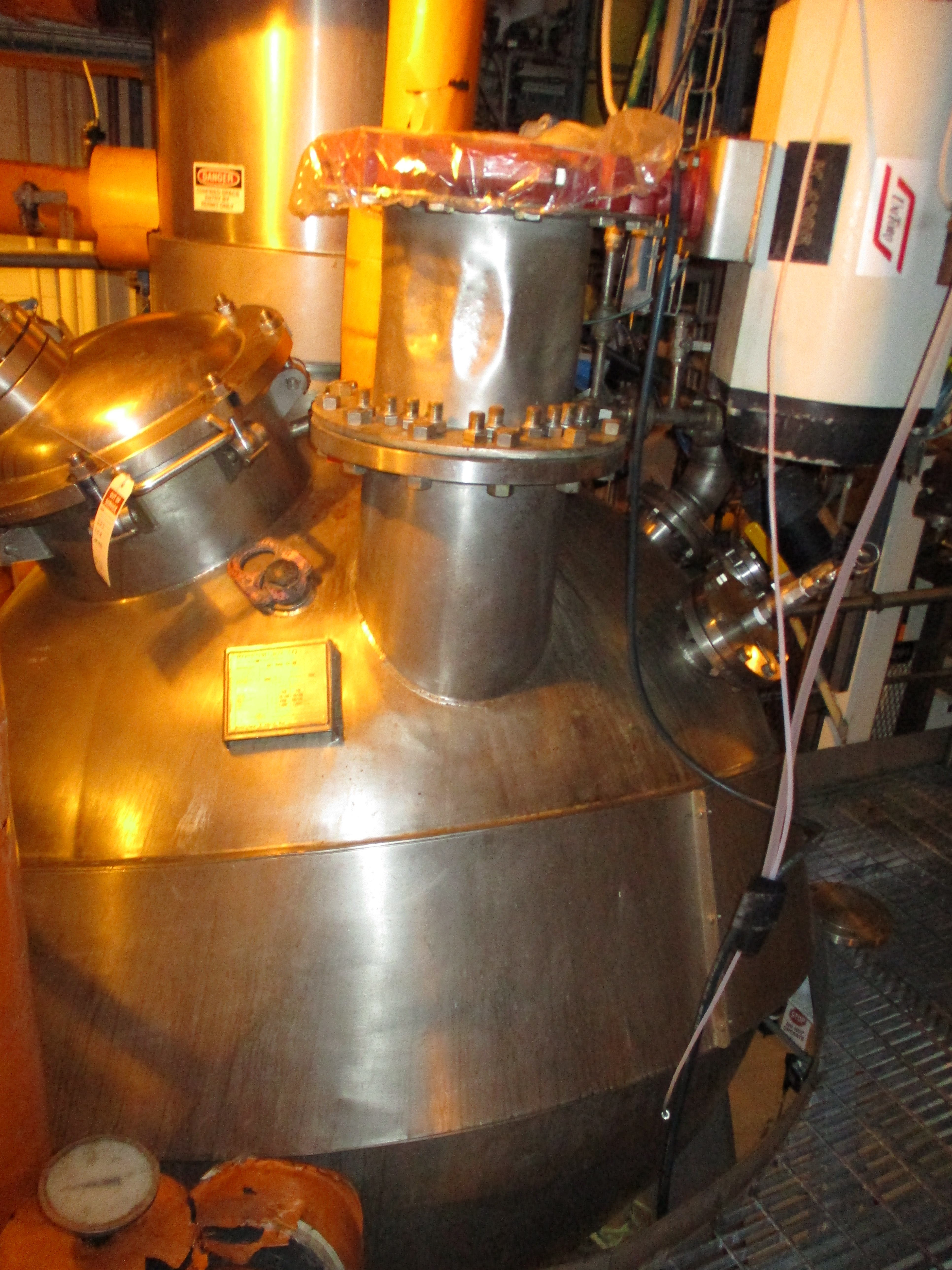  Stainless Steel 316L  Dryer-Spherical 2.8 m3 (98 ft3) For Sale - IPP# 233214