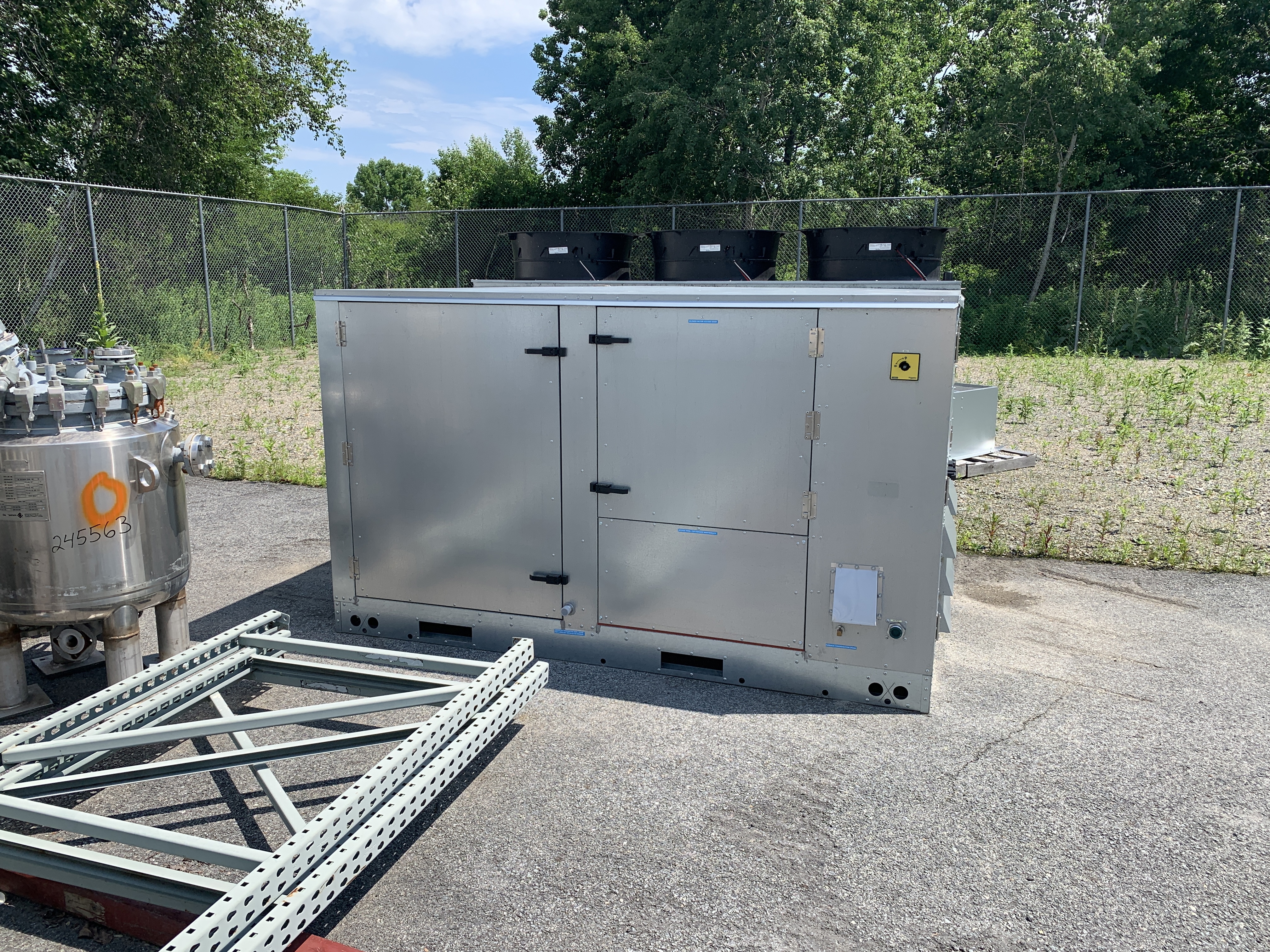 Unused Carbon Steel Compressor Chiller 60,479 kcal/h (20 Ref. Ton) For Sale - IPP# 246471