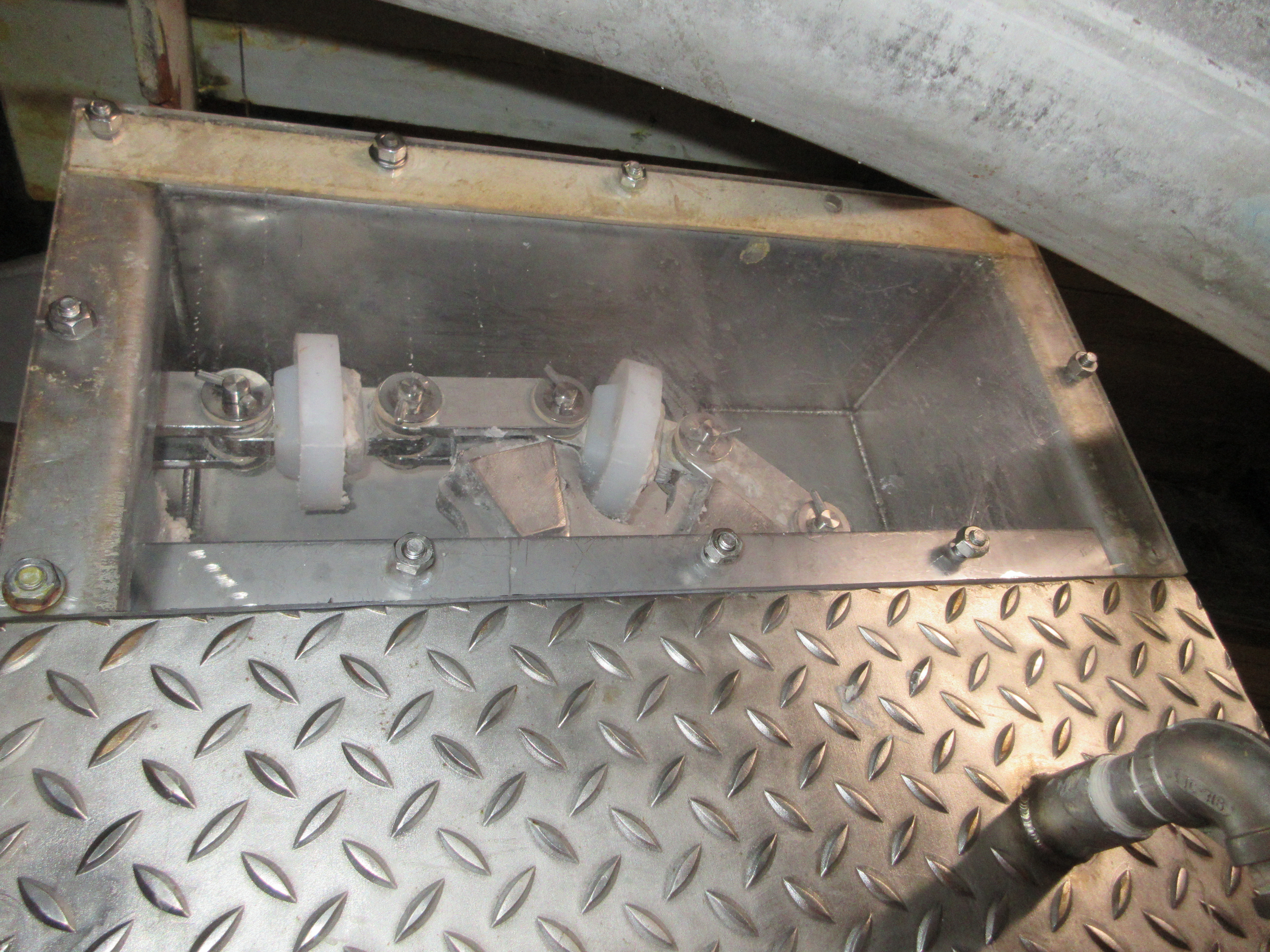 Stainless Steel 316 Puck and Chain Conveyor 88.9 mm (3.5 in) For Sale - IPP# 246763