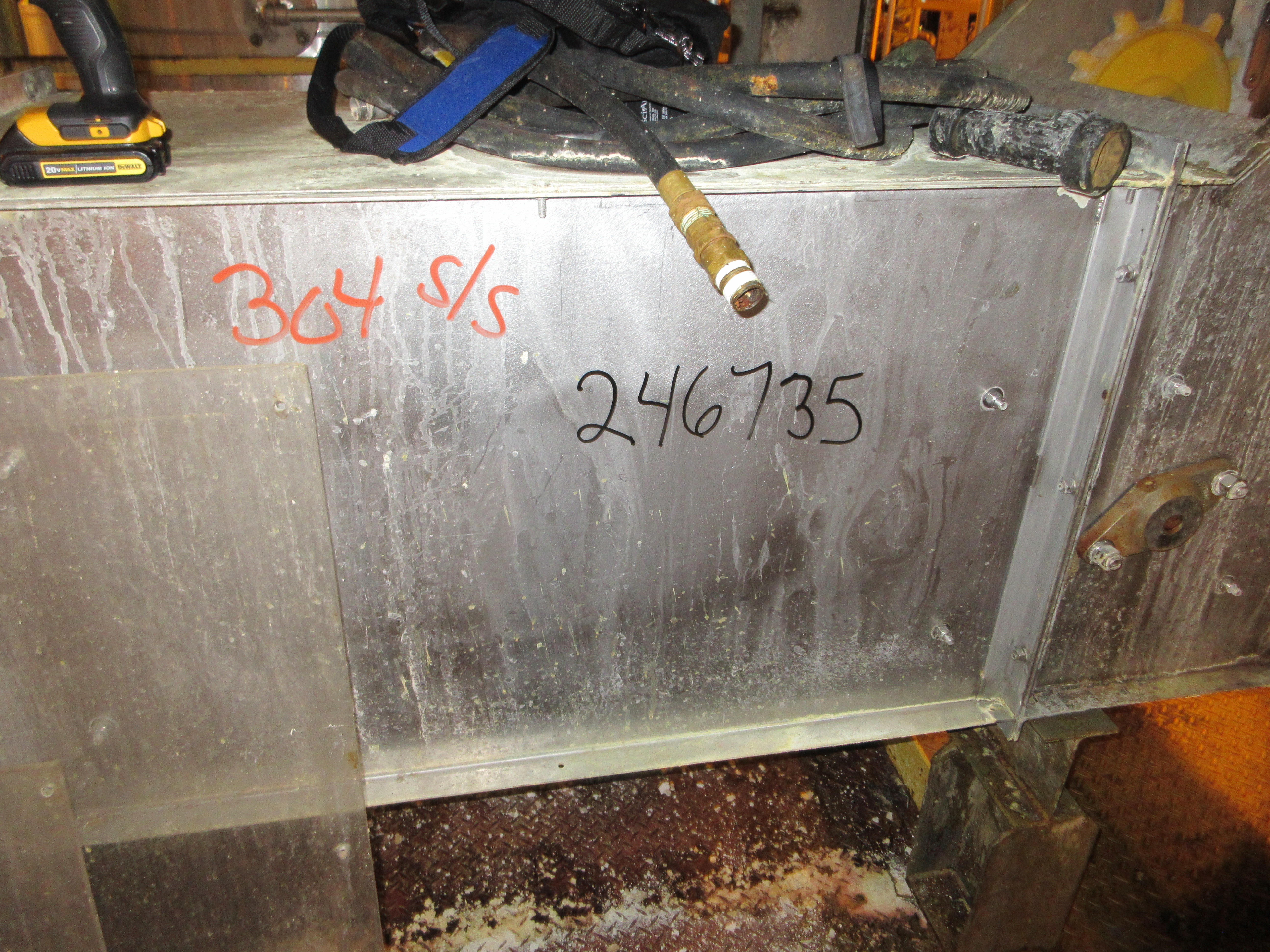  Stainless Steel 304 Bucket elevator Conveyor 635 mm (25 in) For Sale - IPP# 246735