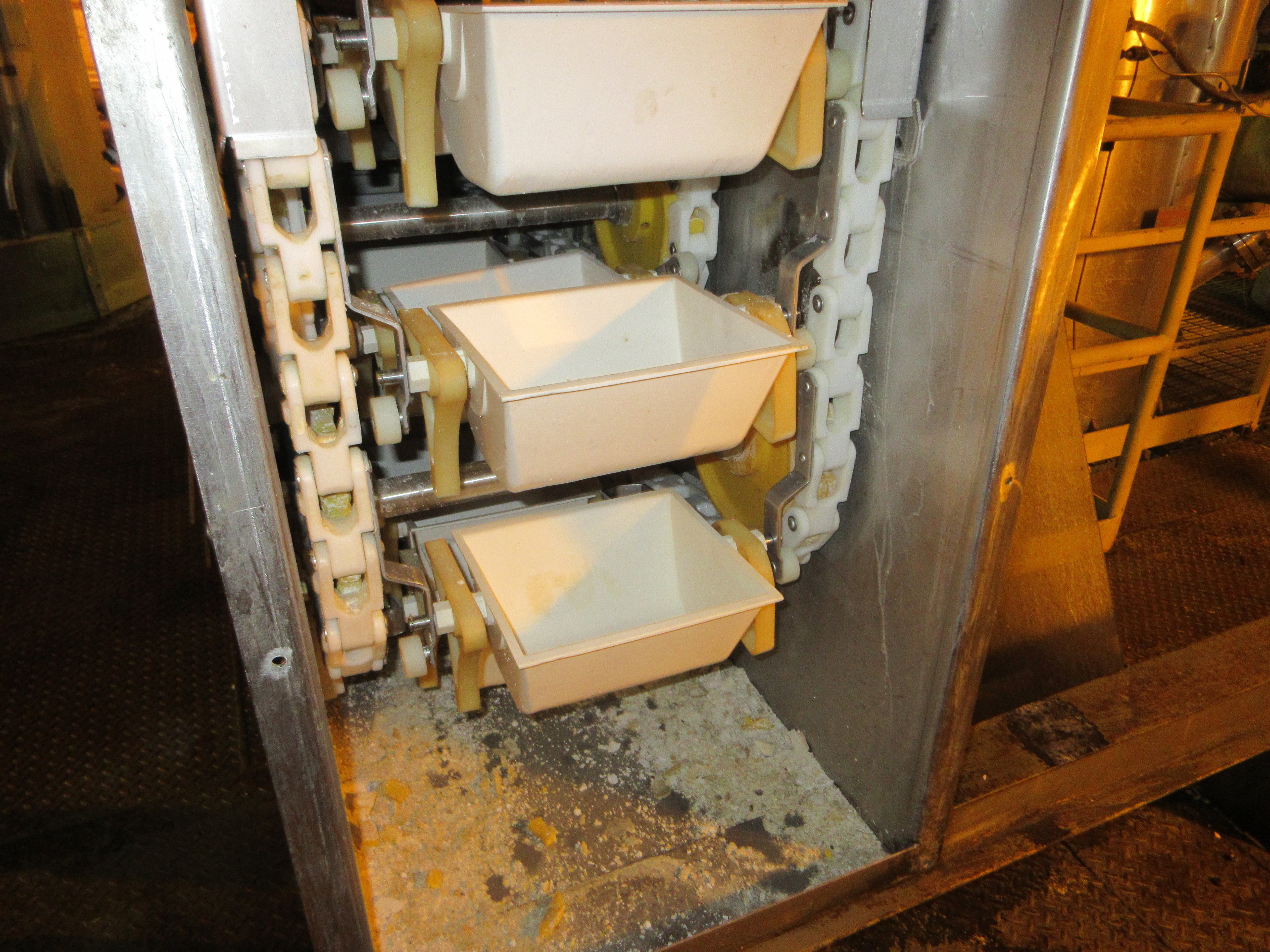  Stainless Steel 304 Bucket elevator Conveyor 635 mm (25 in) For Sale - IPP# 246735