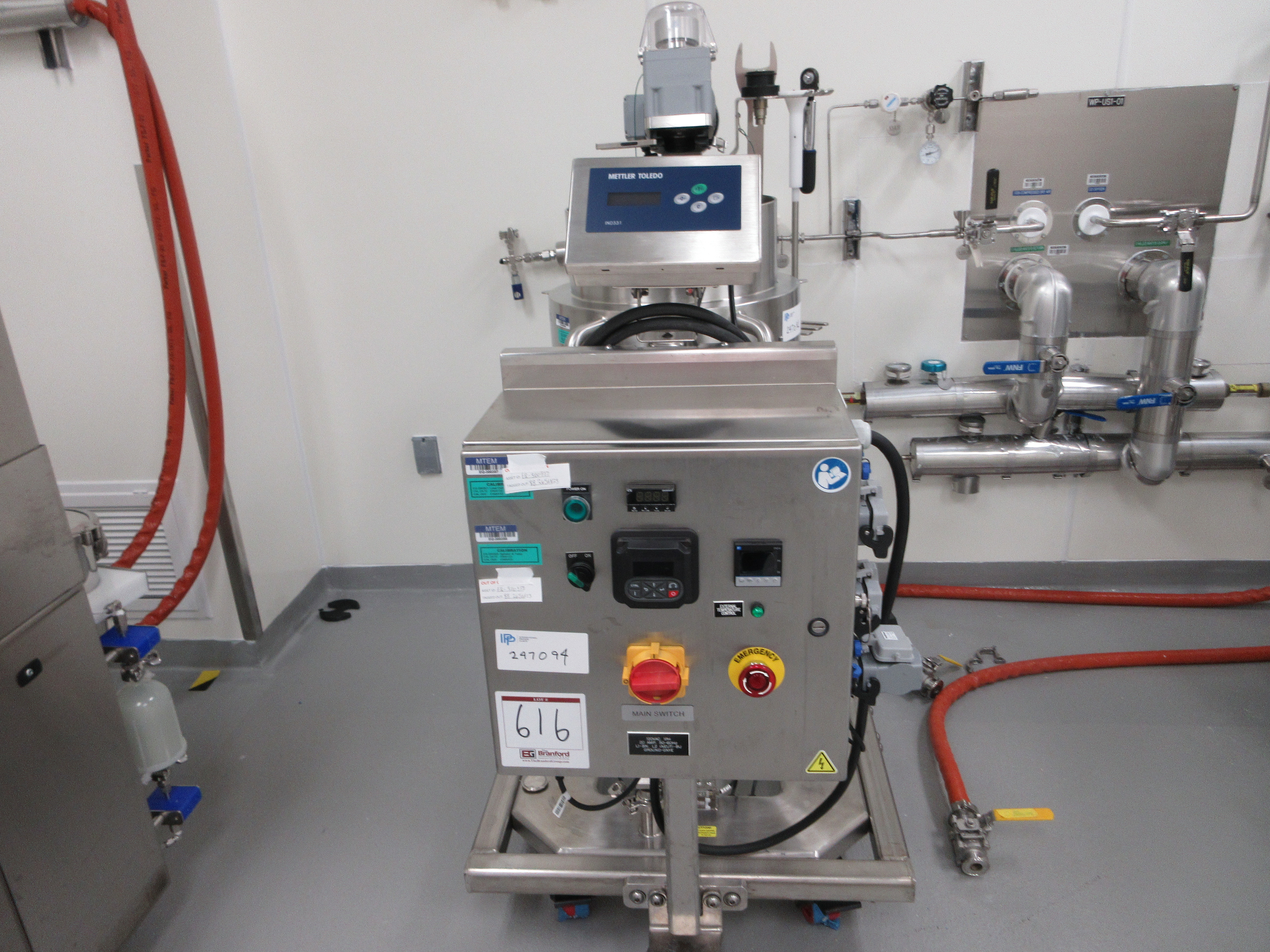 Single Use Mixing Tank with Dimple Jacket and Touchscreen Control - IPP# 247094