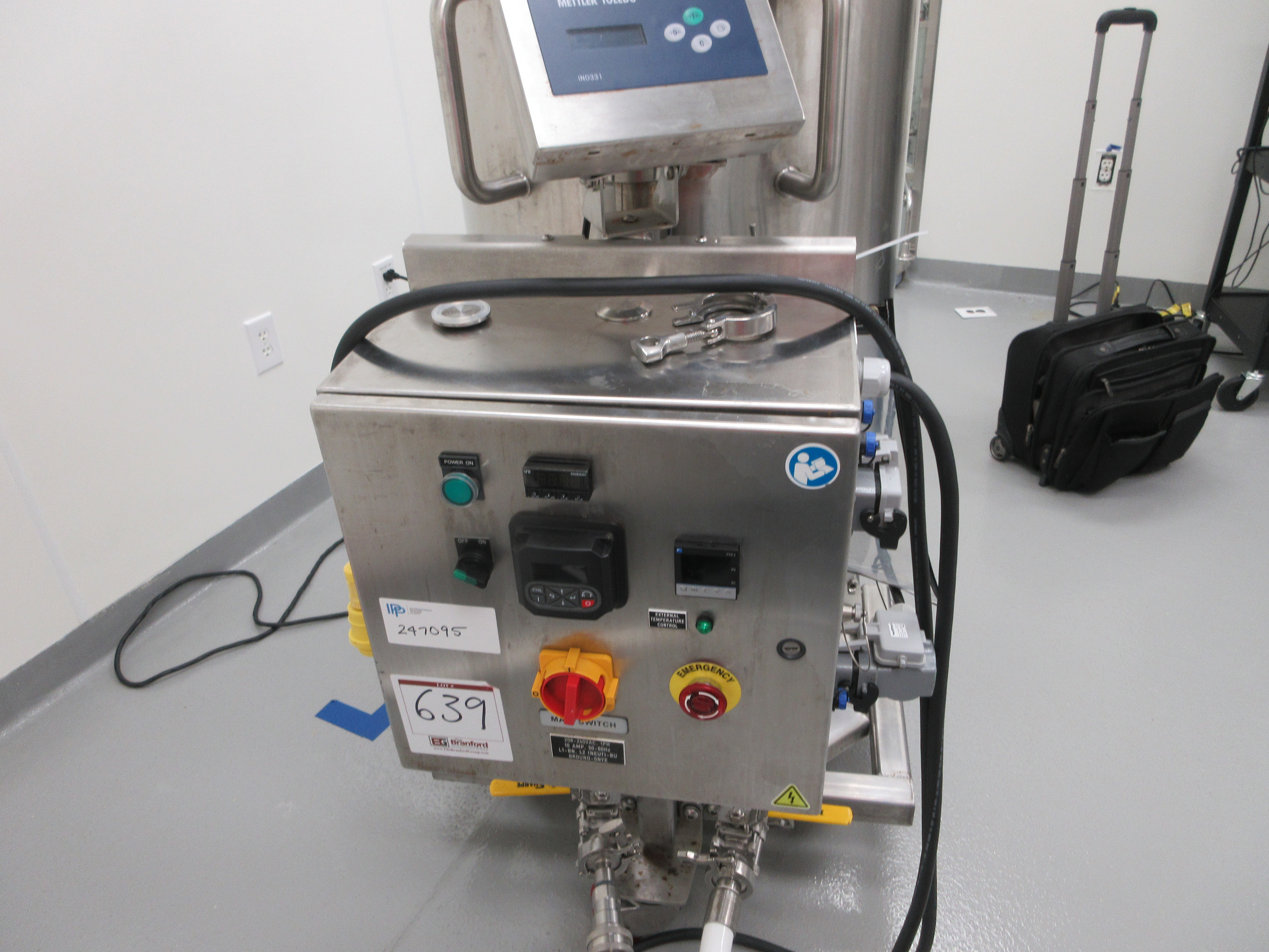 Single Use Mixing Tank with Dimple Jacket and Touchscreen Control - IPP# 247095