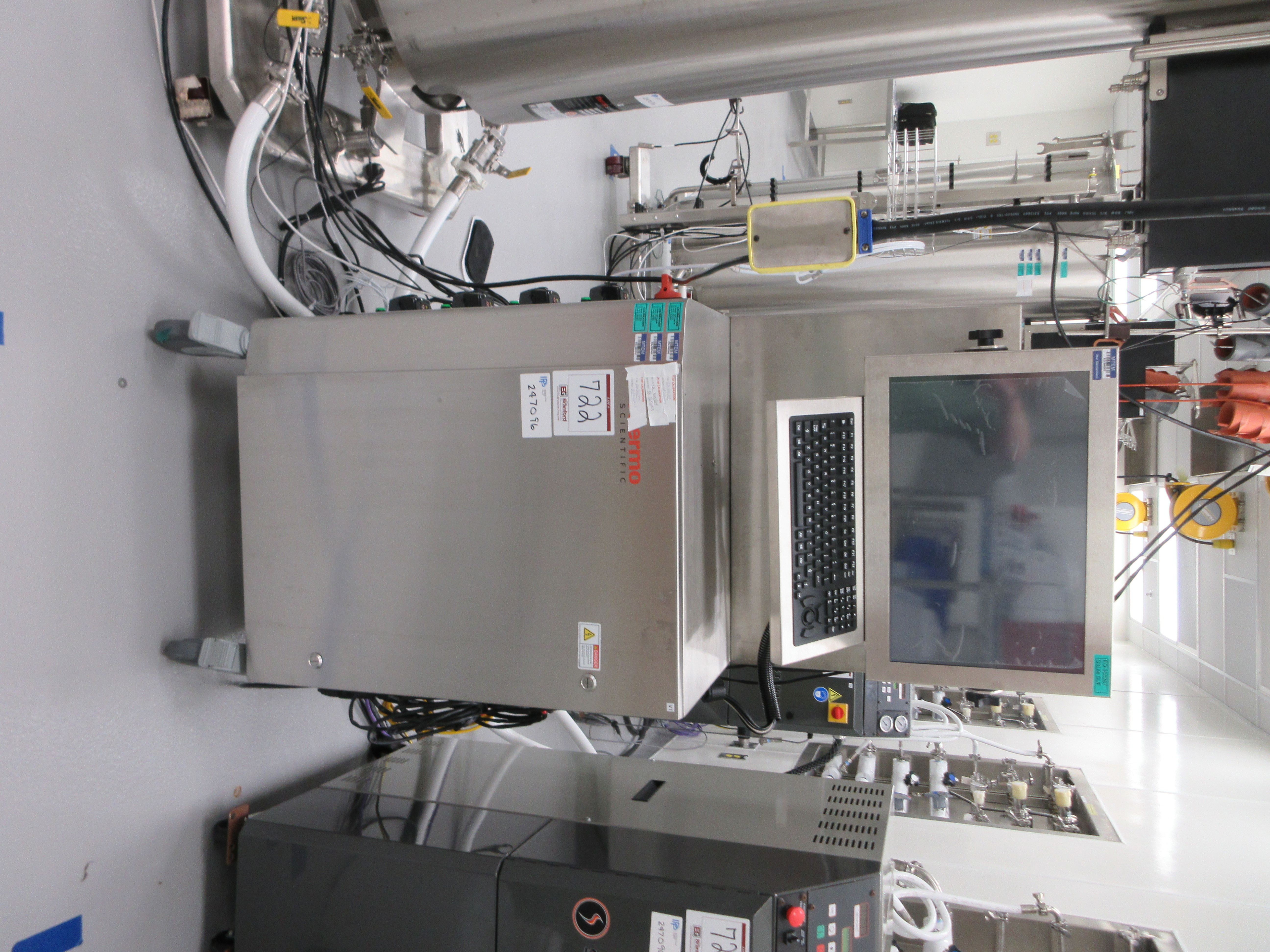 Stainless Steel 304 ThermoFisher HyPerforma SUF0300.4075 Fermenter - IPP# 247096