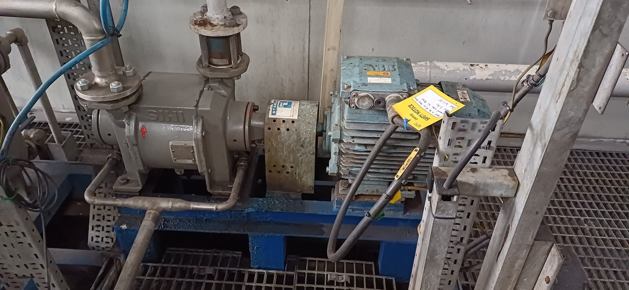 Stainless Steel 316L Sterling Fluid Systems LPHX 55312 AB AGE 0E 1 Vacuum Pump - IPP# 248326