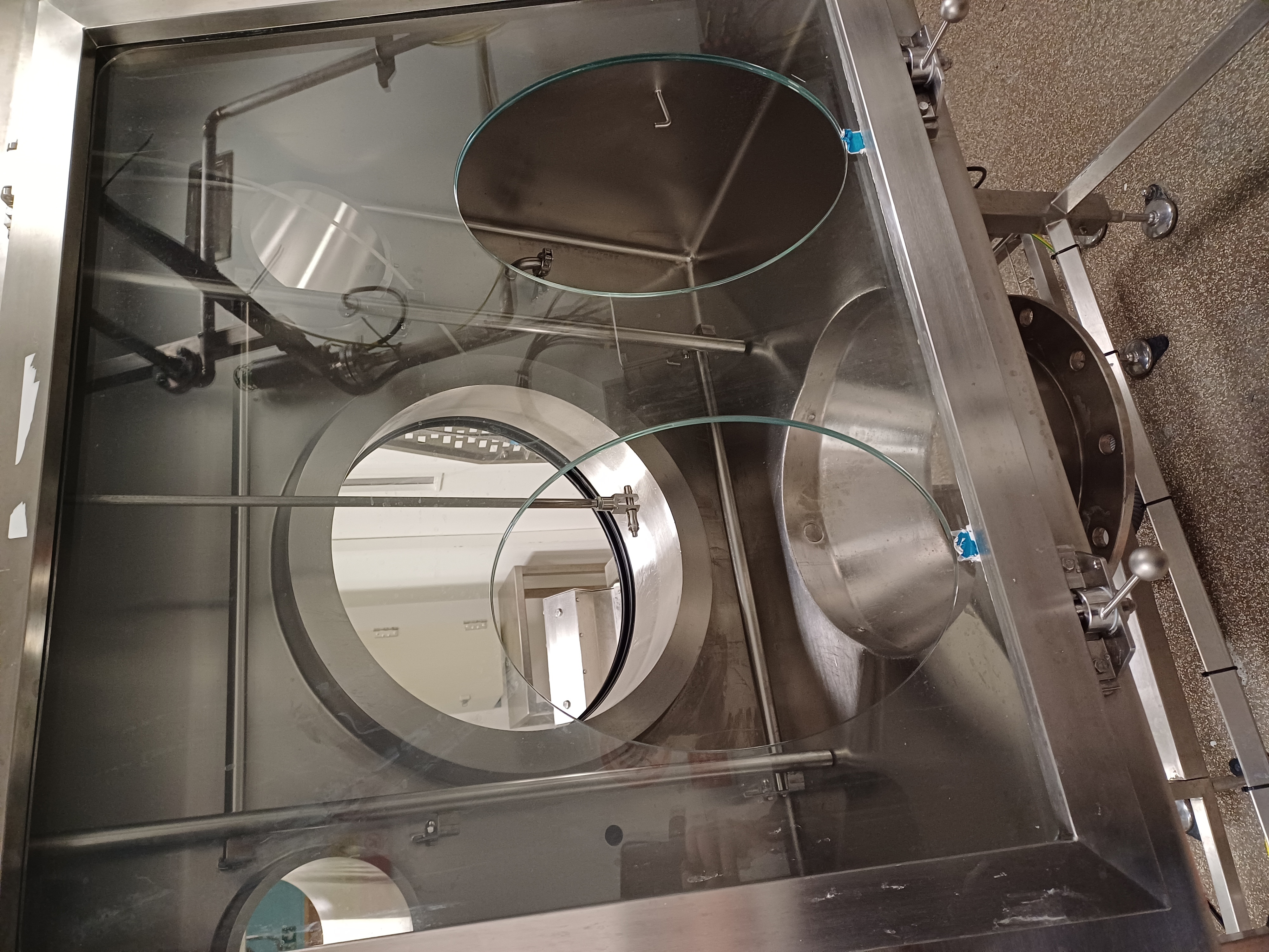 Stainless Steel 316L DEC ISOTUBE glovebox drum discharge unit with drum tipper - Pharma - IPP# 242553