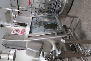 Stainless Steel 316L DEC ISOTUBE glovebox drum discharge unit with drum tipper - Pharma
