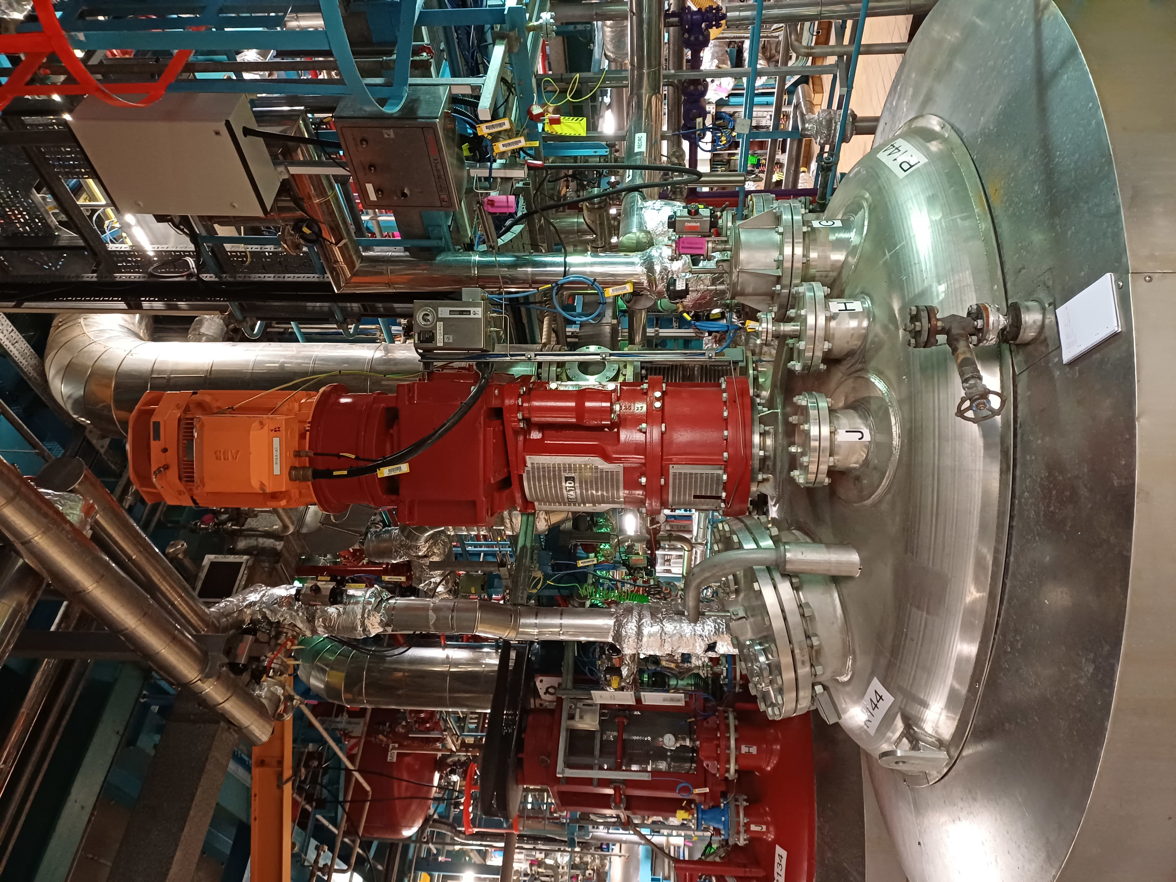Stainless Steel 316 Sinclair Stainless Fabrications Ltd Batch-Type Agitated Reactor - IPP# 242713