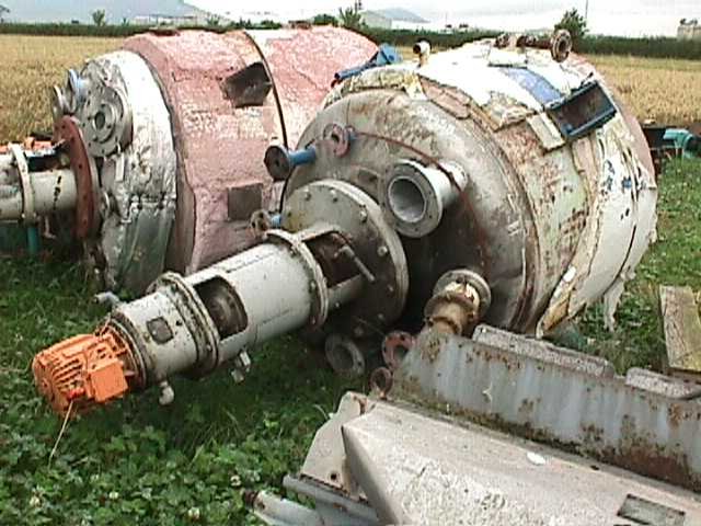  Batch-Type Agitated Reactor 908 L (239.9 gallons) Stainless Steel 316 For Sale - IPP# 704438