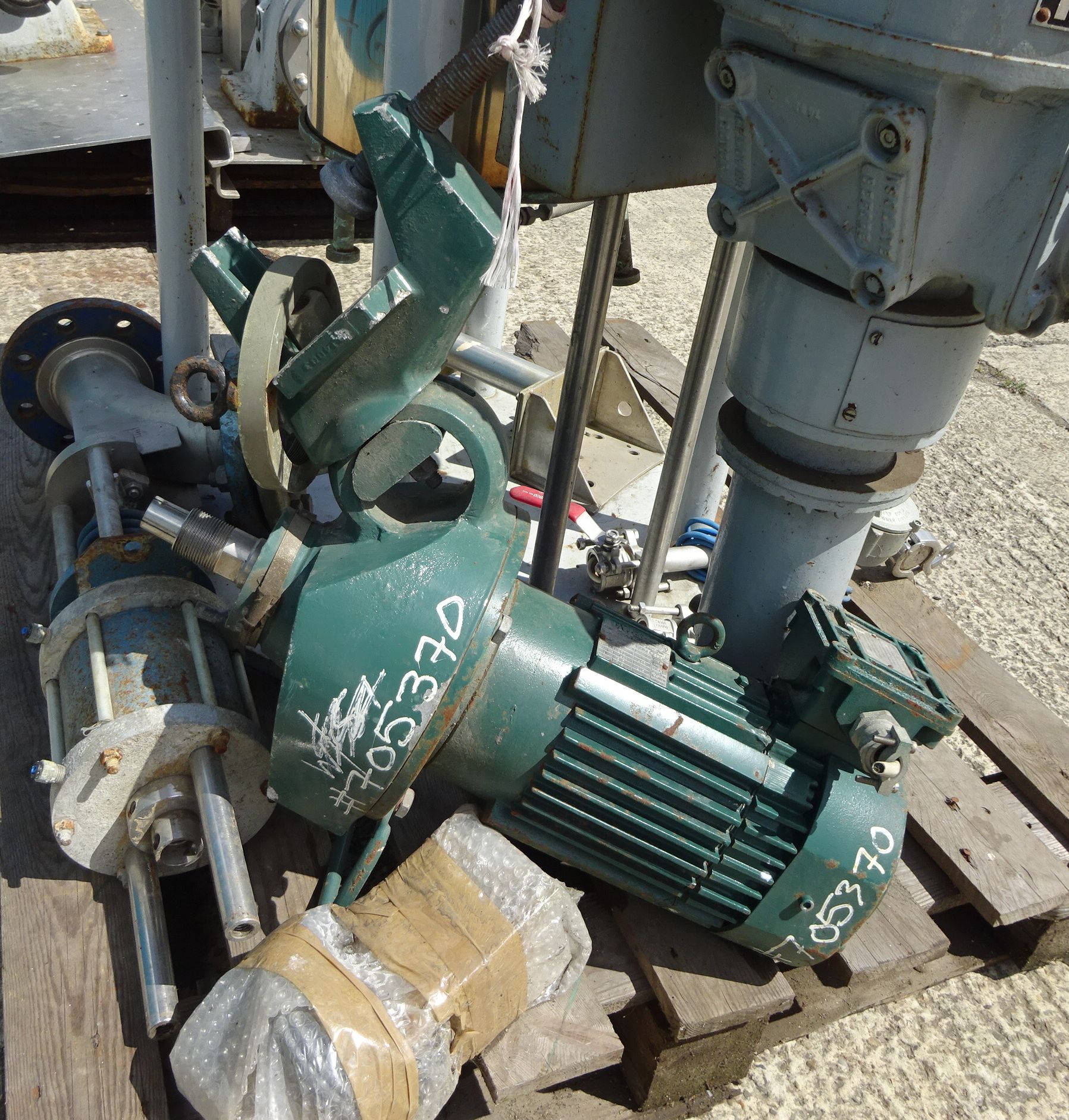  Drive Agitator 2.2 kW (3 HP)  For Sale - IPP# 705370