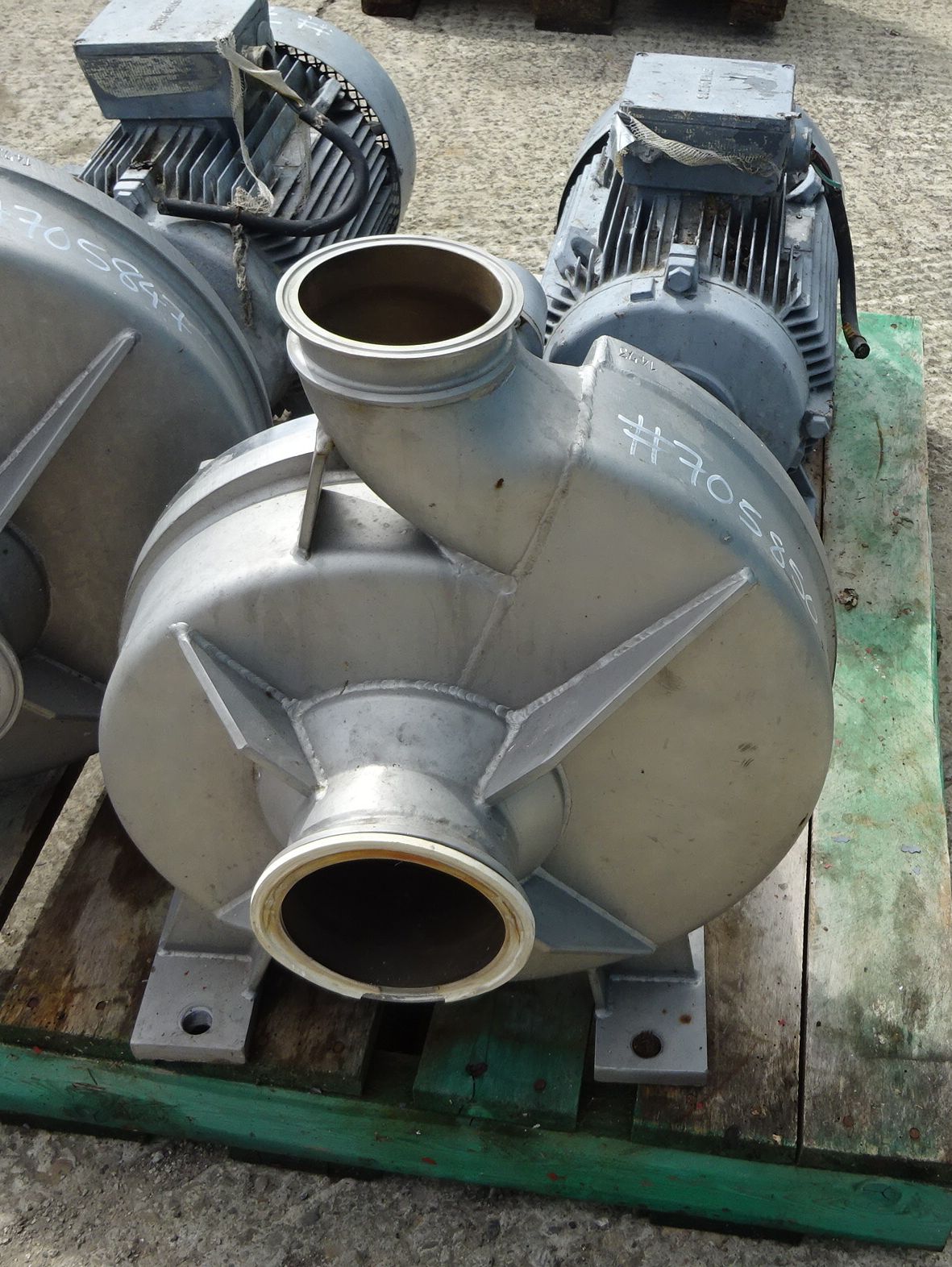  Centrifugal Pump 130 m3/h (572 GPM) Stainless Steel 316 For Sale - IPP# 705850