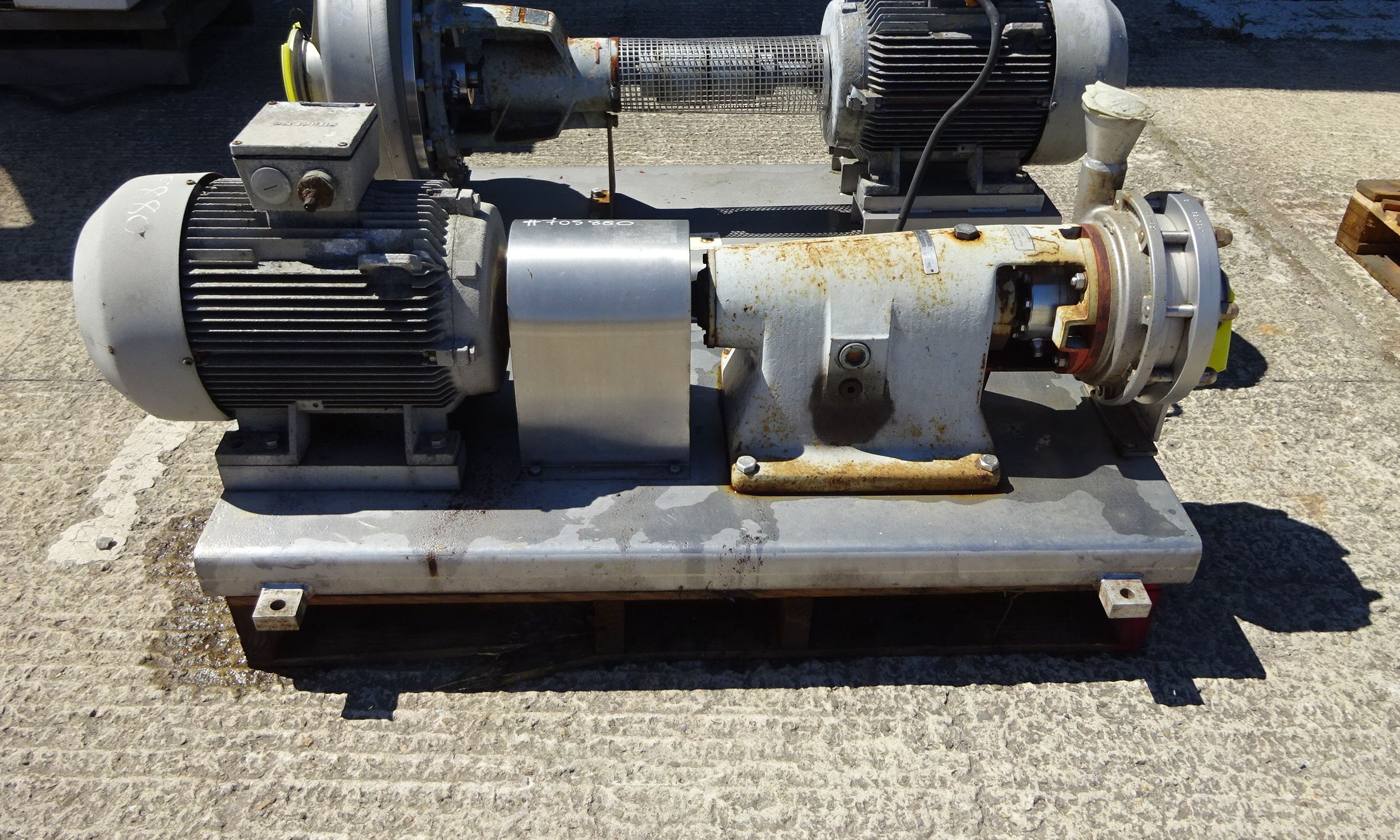  Stainless Steel 316 Centrifugal Pump 35.7 m3/h (157 GPM) For Sale - IPP# 705880