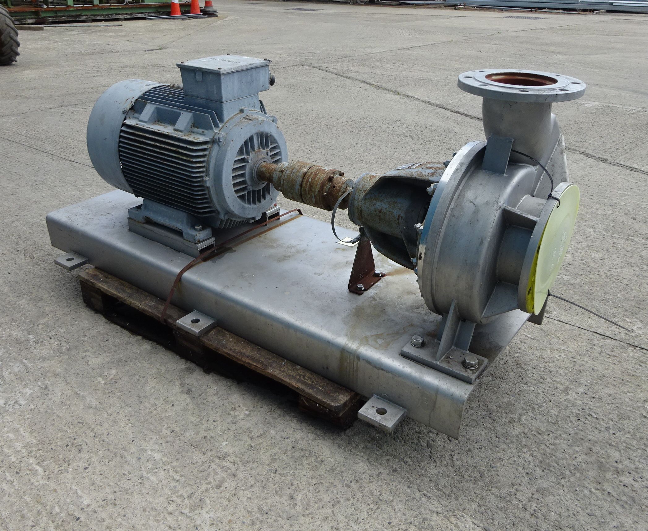  Centrifugal Pump 224.9 m3/h (990 GPM) Stainless Steel 316 For Sale - IPP# 705887
